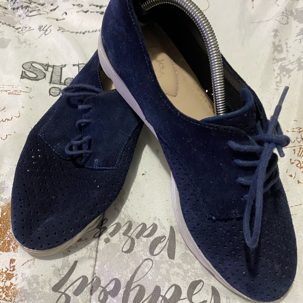 Cole Haan Dark Blue Suede Lace-Up
